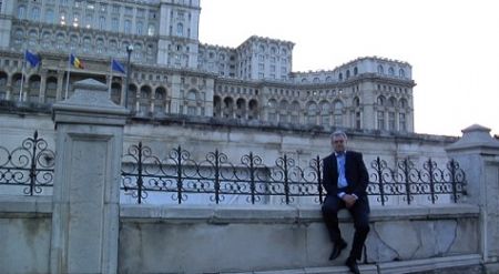 Casa Poporului - necesitate sau moft?