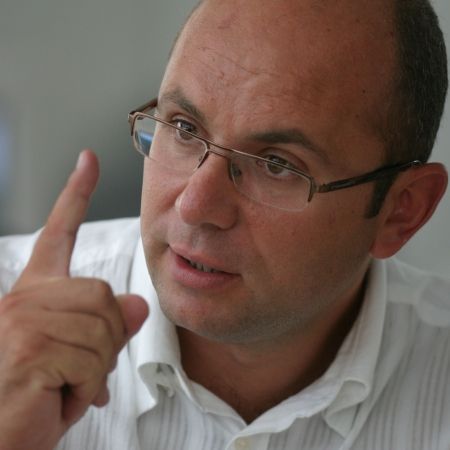 Gusă cere excluderea lui Videanu