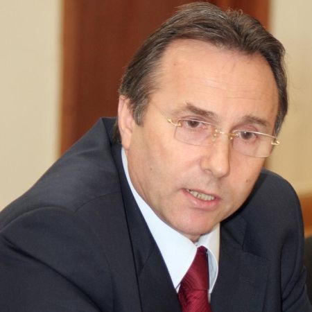 Ieşenii vor cultură, candidaţii - infrastructură