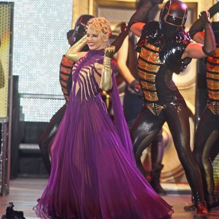 Kylie, diva dominatoare