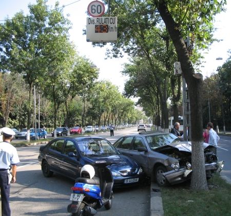 Moartea face ravagii pe şosele