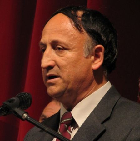 Pendiuc numără deceniile la Primărie