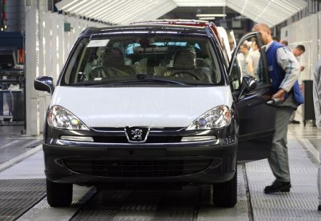 Peugeot tatonează Clujul
