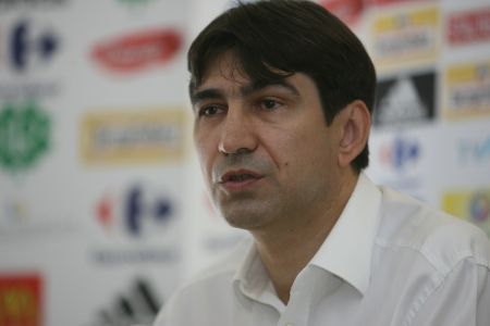 Piţi, fără favoriţi
