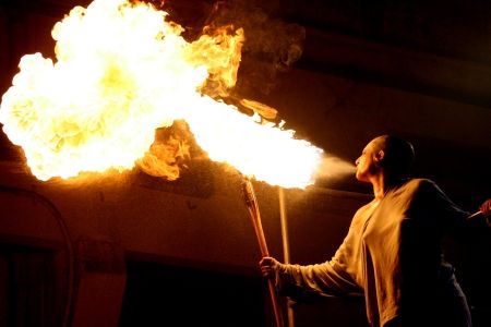 Teatru pe străzi şi în copaci, la Sibiu