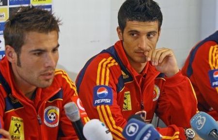 Bănel Nicoliţă şi Daniel Niculae, titulari cu Franţa