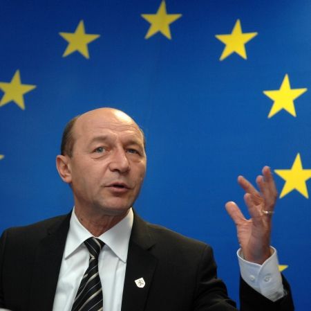 Băsescu: Neratificarea Tratatului de la Lisabona nu induce o stare de criză