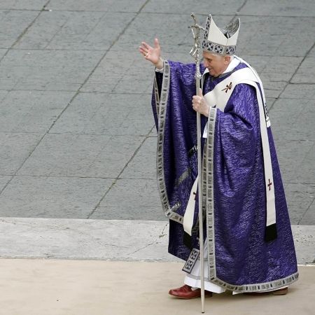 Papa nu se îmbracă de la Prada
