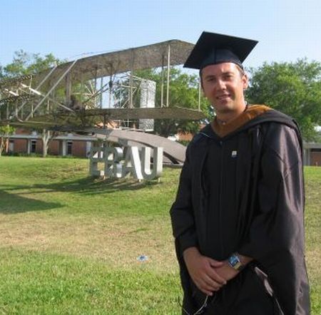 Român, expert în aviaţie în SUA