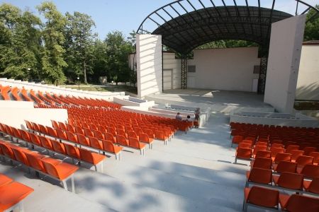 Teatrul de pe lac, gata de inaugurare
