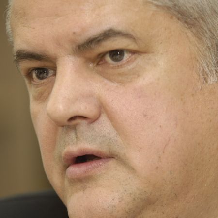 Adrian Năstase: "Mă simt capabil să fiu preşedinte"