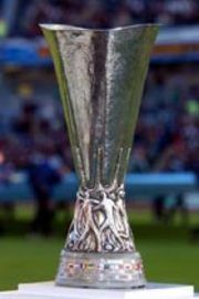 Cupa UEFA îşi schimbă denumirea