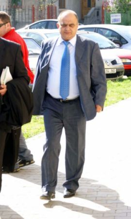 Păpuşarul examenelor auto, audiat la DNA