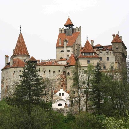 România, "femeia murdară" a Europei, apelează la "stilişti"