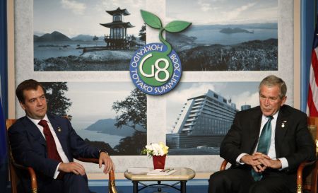 Scutul antirachetă, cu un picior în Europa