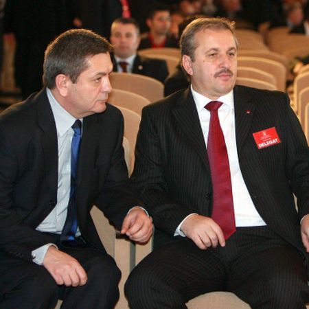 Dâncu şi Rus nu mai vor în Parlament