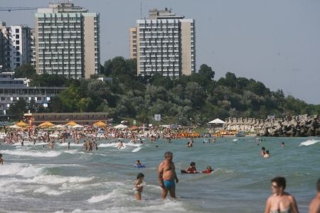 Hotelierii, deranjaţi de comisioanele agenţiilor