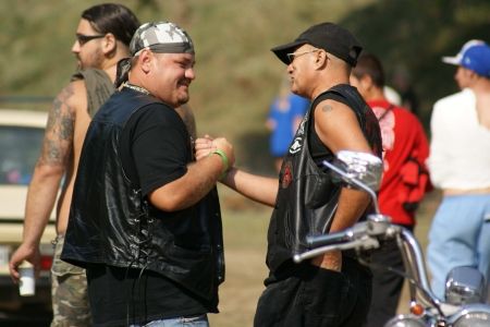 Mega-picnic pe două roţi