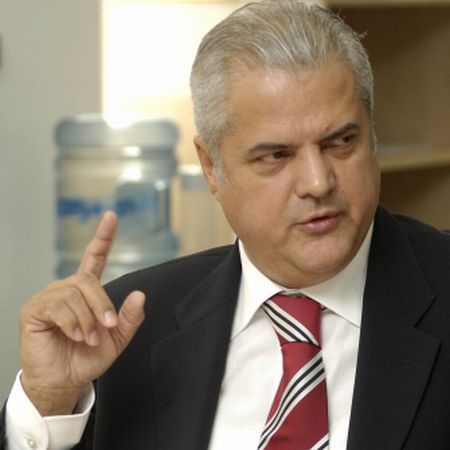 Năstase, o anchetă pe săptămână