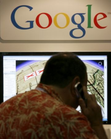 ClickNet îţi face mail pe Google