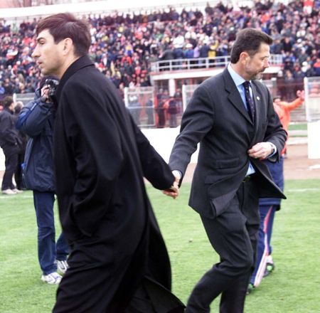 Cornel Dinu atacă: "Piţurcă e acelaşi om fără caracter!"