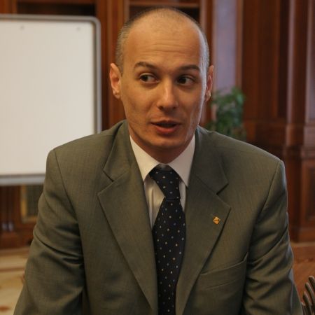 Olteanu, audiat în dosarul privatizărilor strategice