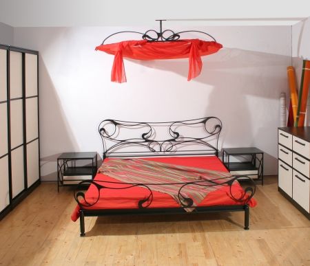 Roşu, noua tendinţă a acestei toamne