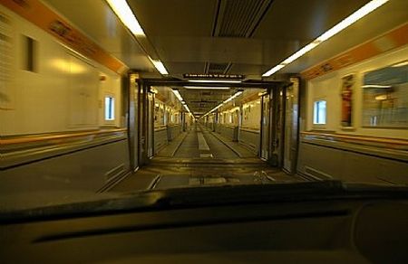 Trafic întrerupt în Eurotunel
