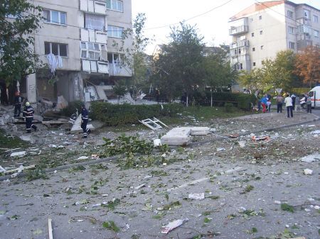 "Explozia secolului" a ajuns în instanţă