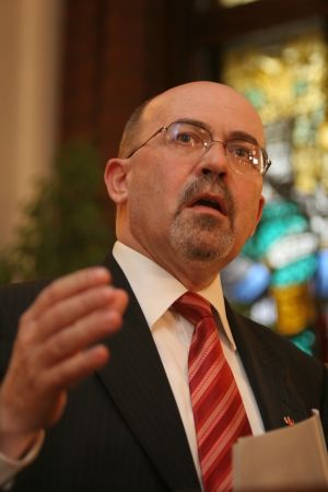 "Îmi vine să-i dau peste bot lui Marko Bela! "