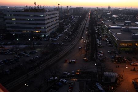Luxten face beznă în cartierele Capitalei