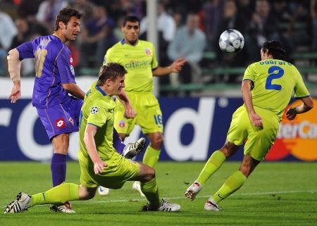 Mutu a dat gol în sticle