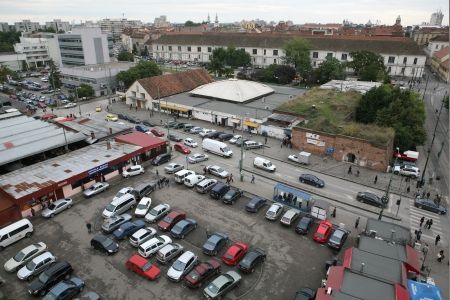 Piaţa 700 se mută sub pământ