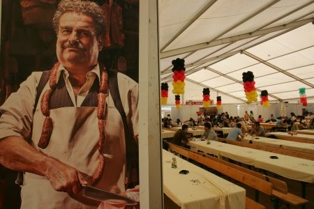 Regal de bucate pentru pofticioşi