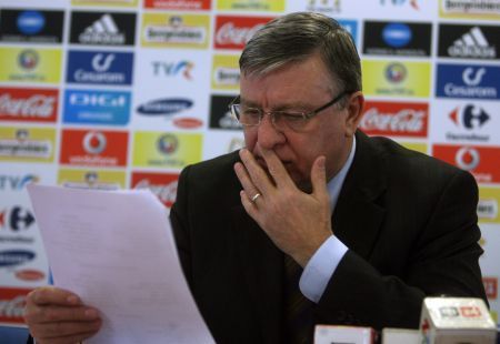 Sandu: "Când mă gândesc la francezi, tremur de frică!"