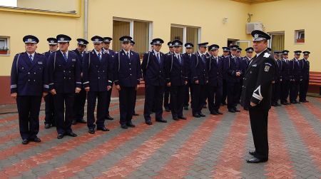 Schizofrenie la şcoala de poliţie