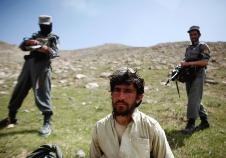 Talibanii se despart de reţeaua al-Qaida