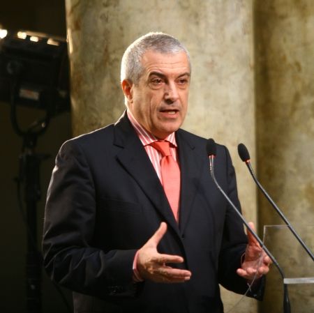 "Ţările europene ne privesc cu invidie economia"
