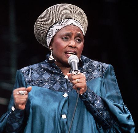 A murit Miriam Makeba