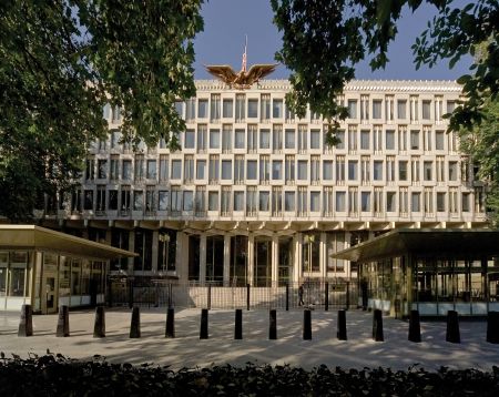 Ambasada SUA din Londra, scoasă la vânzare