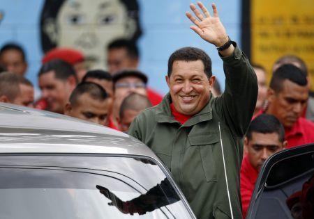 Chavez vrea să rămână preşedinte pe viaţă
