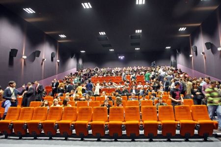 James Bond, "răpus" în Rahova