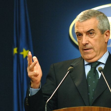 Premierul propune soluţii anti-criză