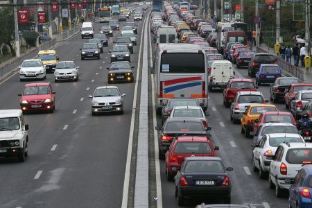 Taxa auto, plătită până la 15 decembrie
