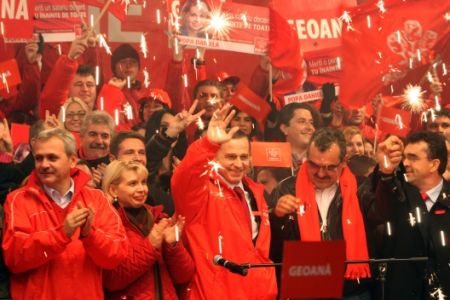 Ceartă între Iliescu şi Geoană