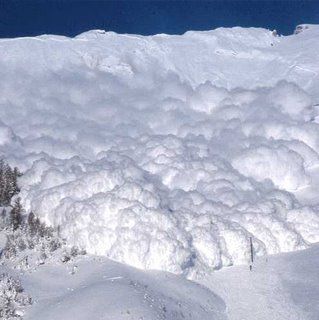 Pericol de avalanşe în Făgăraş