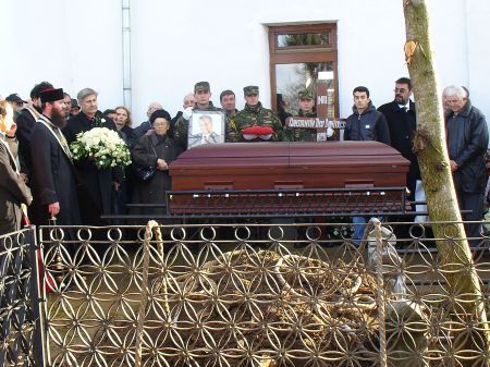 Ticu Dumitrescu a plecat dintre noi cu onoruri militare