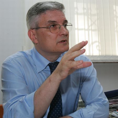Viitorul Guvern, în criză