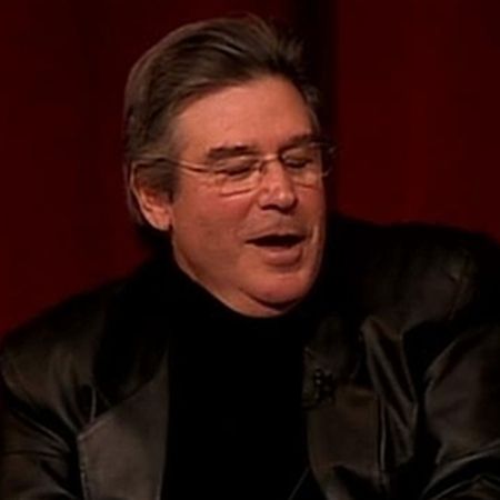 A murit Kim Manners