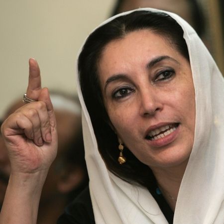 Fiica lui Bhutto îşi plânge mama pe Youtube | VIDEO